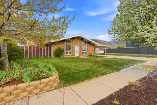 638 N 800 W, Centerville, UT 84014 - Photo 4