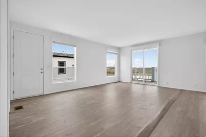 1700 W 2700 N #40, Pleasant View, UT 84404 - Photo 6