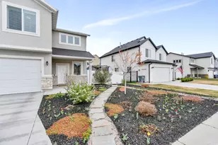 327 S 680 W, American Fork, UT 84003 - Photo 2