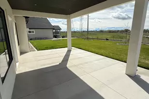 2295 S 3150 W, West Haven, UT 84401 - Photo 8