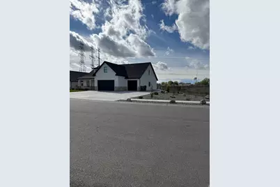 2295 S 3150 W, West Haven, UT 84401 - Photo 4