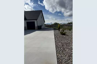 2295 S 3150 W, West Haven, UT 84401 - Photo 6