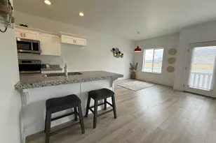5124 E Lakefield Dr, Eagle Mountain, UT 84005 - Photo 6