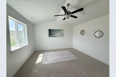 5124 E Lakefield Dr, Eagle Mountain, UT 84005 - Photo 24