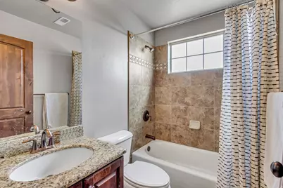 5009 N Ravencrest Ln E, Lehi, UT 84043 - Photo 32