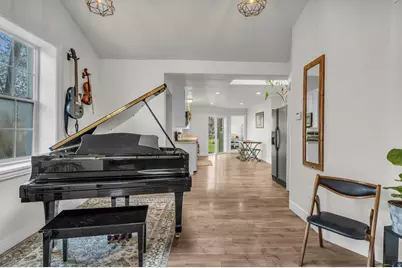 757 W 200 N, Salt Lake City, UT 84116 - Photo 8