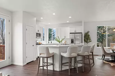 2181 E Bald Eagle Ct, Draper, UT 84020 - Photo 14