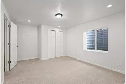 2181 E Bald Eagle Ct, Draper, UT 84020 - Photo 36