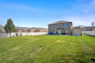 824 W Southhampton Dr N, North Salt Lake, UT 84054 - Photo 20