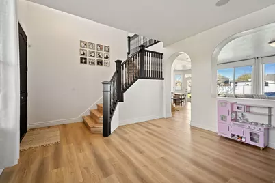 824 W Southhampton Dr N, North Salt Lake, UT 84054 - Photo 2