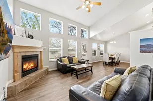 2071 W 2200 S, Syracuse, UT 84075 - Photo 2