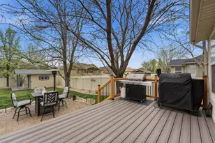 2071 W 2200 S, Syracuse, UT 84075 - Photo 20