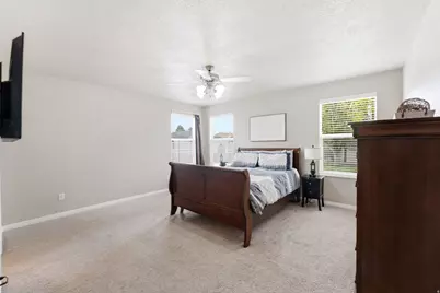 2071 W 2200 S, Syracuse, UT 84075 - Photo 12