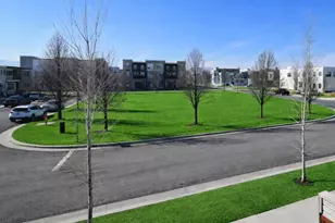 10357 S Noyo Ln W, South Jordan, UT 84009 - Photo 4