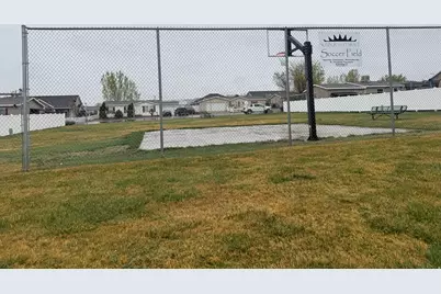 182 W 2050 S, Vernal, UT 84078 - Photo 20