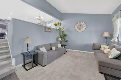 8127 S Creekwood Dr, West Jordan, UT 84088 - Photo 10