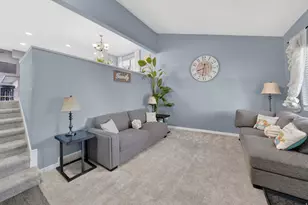 8127 S Creekwood Dr, West Jordan, UT 84088 - Photo 10