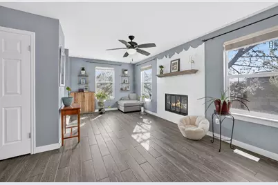 8127 S Creekwood Dr, West Jordan, UT 84088 - Photo 16