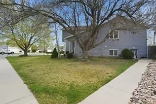 8127 S Creekwood Dr, West Jordan, UT 84088 - Photo 4