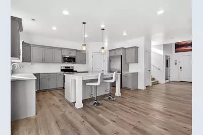 2429 W 2900 N, Farr West, UT 84404 - Photo 10