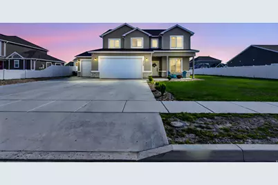 2429 W 2900 N, Farr West, UT 84404 - Photo 2