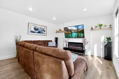 2429 W 2900 N, Farr West, UT 84404 - Photo 16