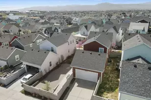 10737 S Lake Terrace Ave, South Jordan, UT 84009 - Photo 32