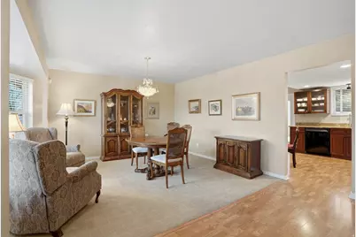 8917 S Powderhorn Dr E, Sandy, UT 84093 - Photo 4