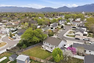 4750 S Dutch Apple Cv W, Taylorsville, UT 84129 - Photo 38