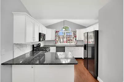 1445 W Silvercreek Dr S, Layton, UT 84041 - Photo 8