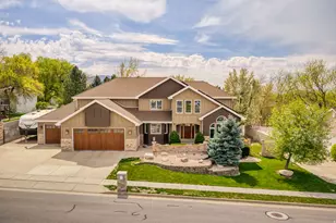63 W 1750 N, Centerville, UT 84014 - Photo 4