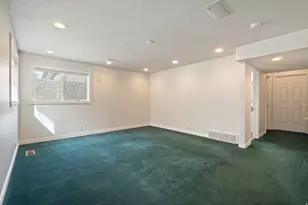 63 W 1750 N, Centerville, UT 84014 - Photo 44