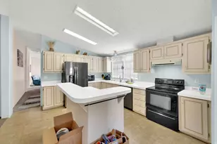2866 S Hampton Park Dr, West Valley, UT 84119 - Photo 10