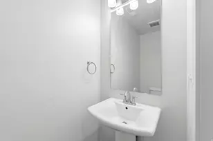 455 S 1580 E, Hyrum, UT 84319 - Photo 10