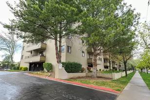 550 S 400 E, Salt Lake City, UT 84111 - Photo 2