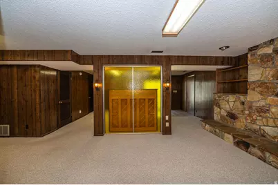 11 E Bonneville Dr, Bountiful, UT 84010 - Photo 28