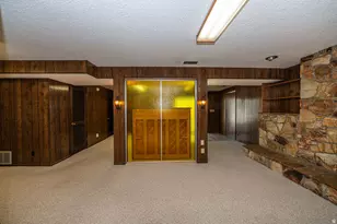 11 E Bonneville Dr, Bountiful, UT 84010 - Photo 28