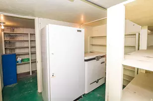 11 E Bonneville Dr, Bountiful, UT 84010 - Photo 32