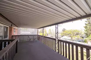 11 E Bonneville Dr, Bountiful, UT 84010 - Photo 46