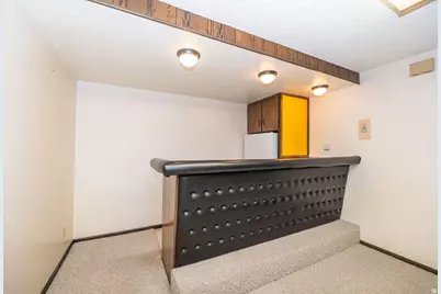 11 E Bonneville Dr, Bountiful, UT 84010 - Photo 26