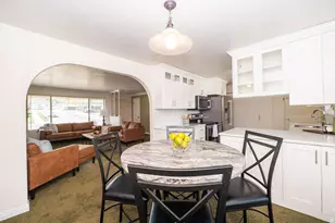 11 E Bonneville Dr, Bountiful, UT 84010 - Photo 16