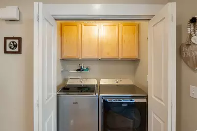 10272 S Eagle Cliff Way, Sandy, UT 84092 - Photo 22