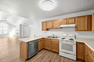 3575 S Villa View Dr W, West Valley, UT 84120 - Photo 12