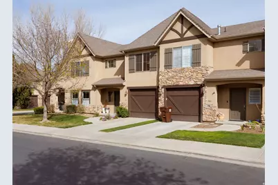 959 E 6795 S, Midvale, UT 84047 - Photo 2