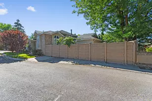 1522 E Amblewood Ln, Holladay, UT 84124 - Photo 48