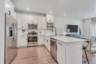 15485 S Steel Lakes Way, Bluffdale, UT 84065 - Photo 16