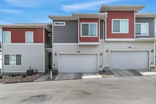 15485 S Steel Lakes Way, Bluffdale, UT 84065 - Photo 2