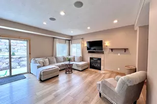 1918 W Woodview Dr S, Lehi, UT 84048 - Photo 6