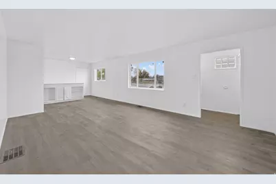 4411 W 4715 S, Kearns, UT 84118 - Photo 4