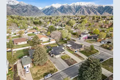 8523 S 1430 E, Sandy, UT 84093 - Photo 34